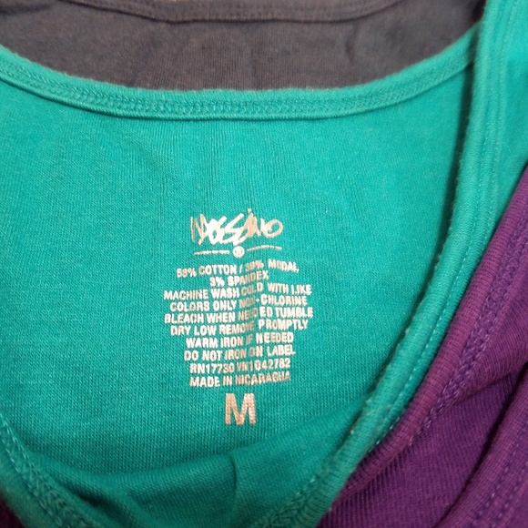 Mossimo Tank Top Bundle - Picture 3 of 4